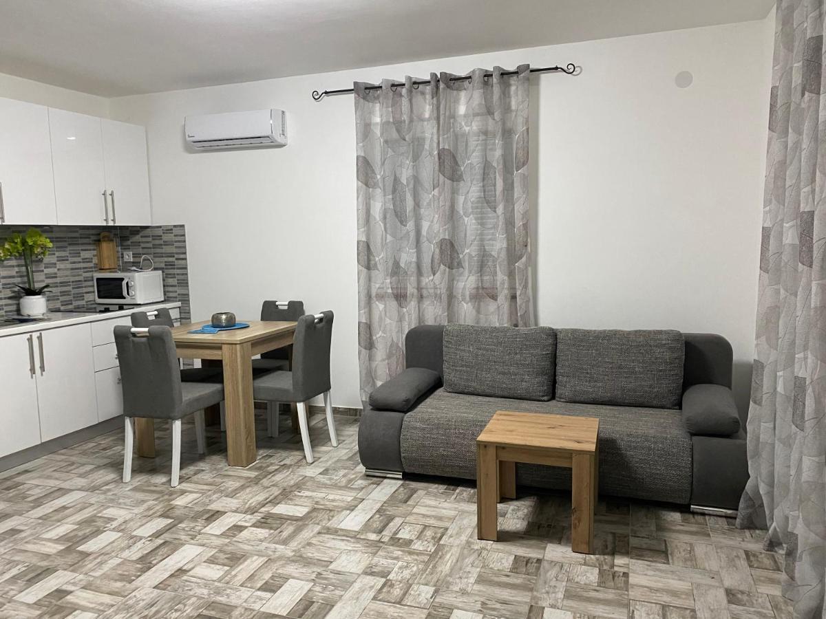 Apartment Tina Rogoznica  Eksteriør billede